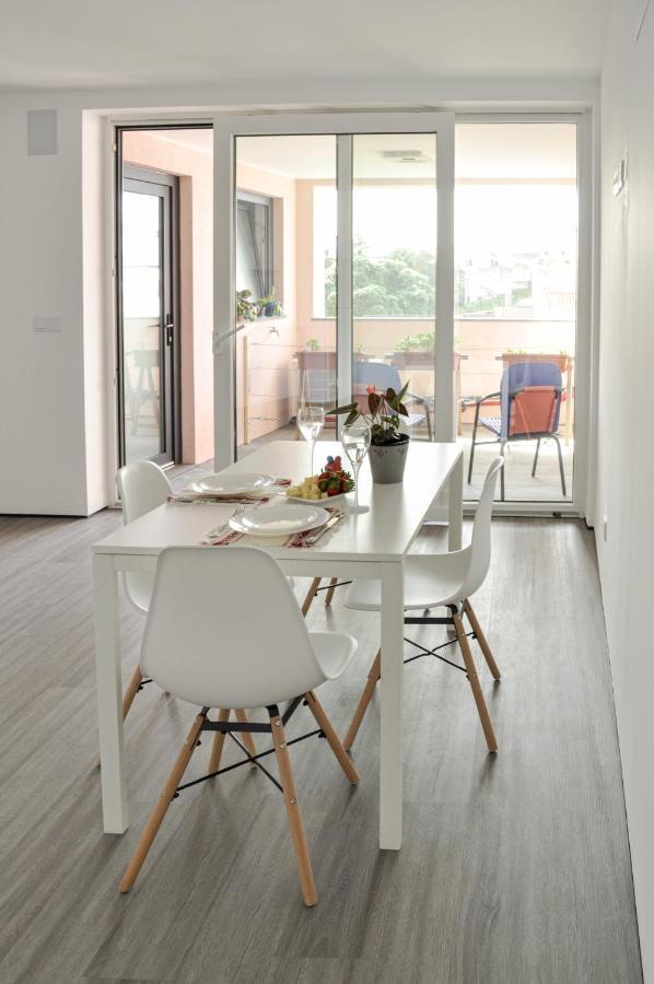 Spacious Seaside Apartment A - Faraway ลาโกอา ภายนอก รูปภาพ