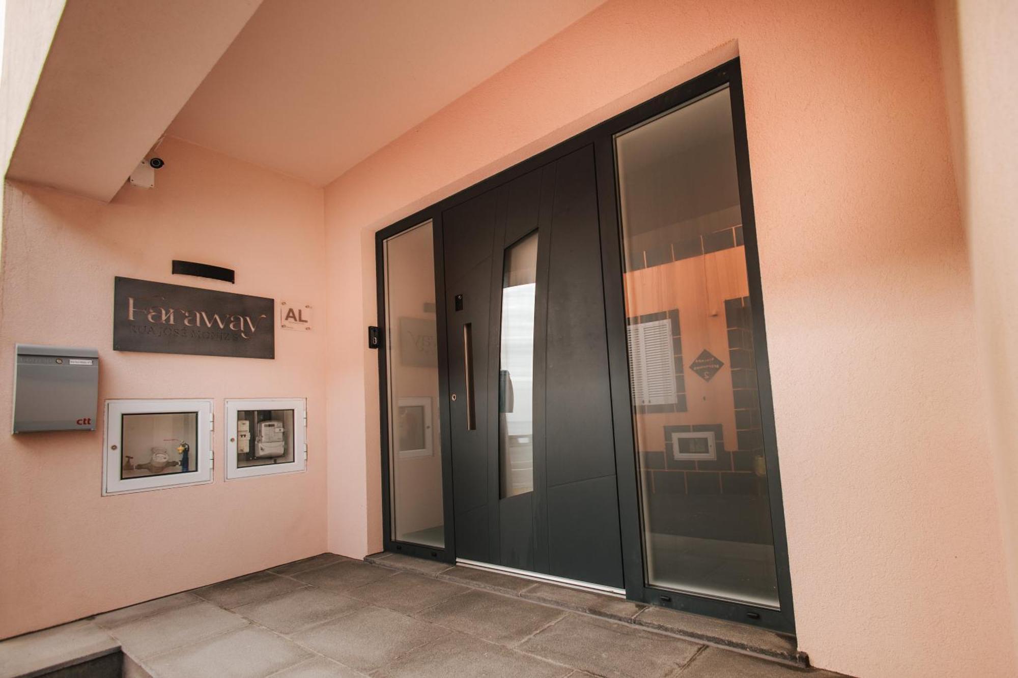 Spacious Seaside Apartment A - Faraway ลาโกอา ภายนอก รูปภาพ